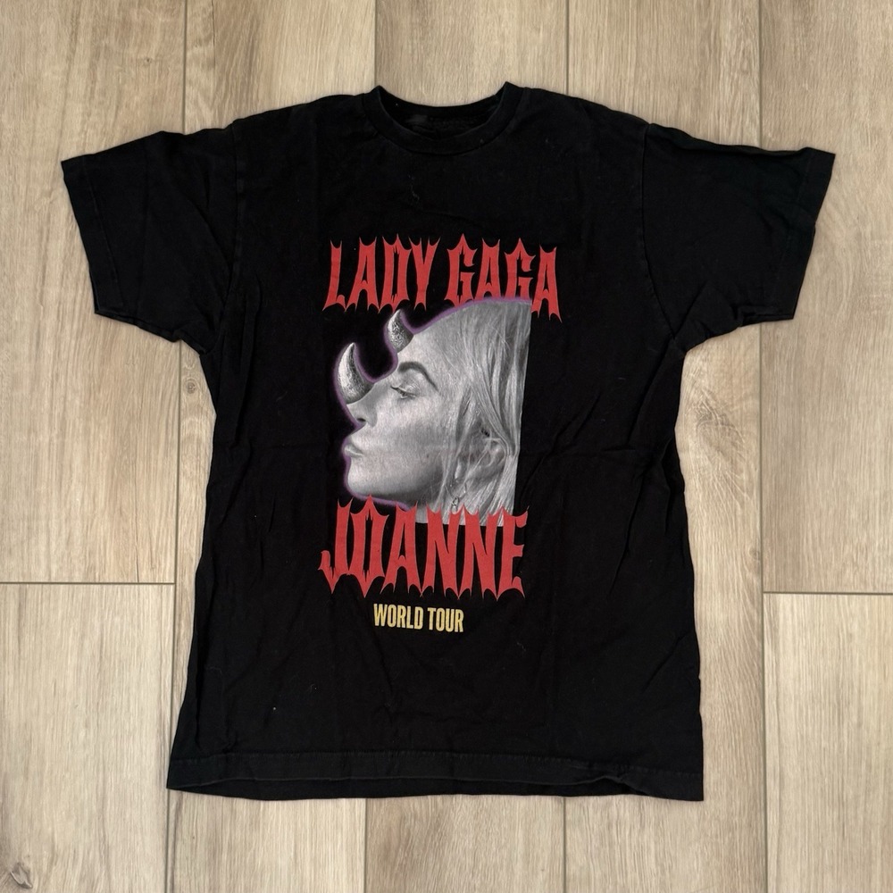 Lady Gaga Joanne World Tour Black T-Shirt Women's Size Medium Short Sleeved Tee